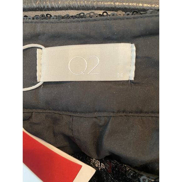 Q2 black sequence pants Women’s Size Medium Lined Pants - Picture 3 of 3